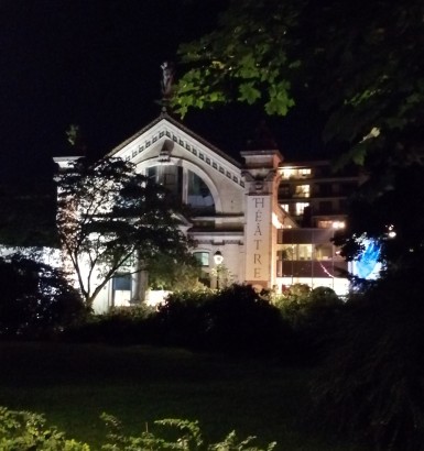 Visite au NTB (Nouveau Théâtre de Besançon) : L’option théâtre du lycée à la découverte d’un véritable théâtre