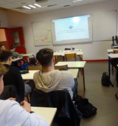 Avenir pro : un atelier pour la recherche d’emploi proposé par France Travail aux classes de Tle Bac Pro