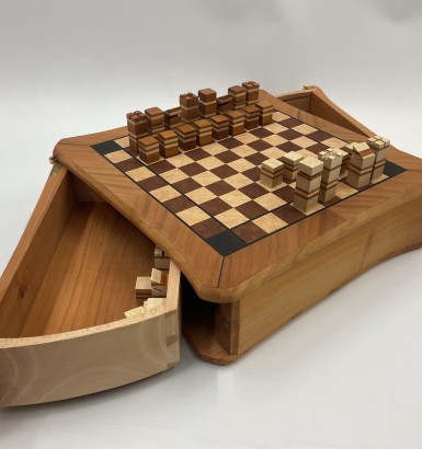 Les élèves de Tle BMA Ebéniste fabriquent un échiquier / damier