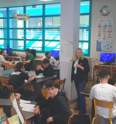 Des nouvelles… et des animaux à la une : les étudiants de BTS passent au micro