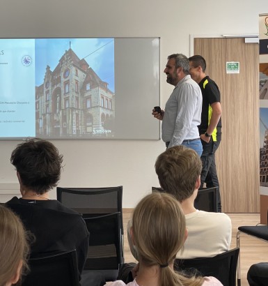 Accueil de l'entreprise Simonin Wood Solutions au Campus
