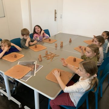 La classe de CP visite le musée des beaux-arts