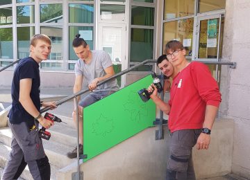 Les élèves de Tle TMA conçoivent, fabriquent et posent des barrières à l’école Sainte Colette…